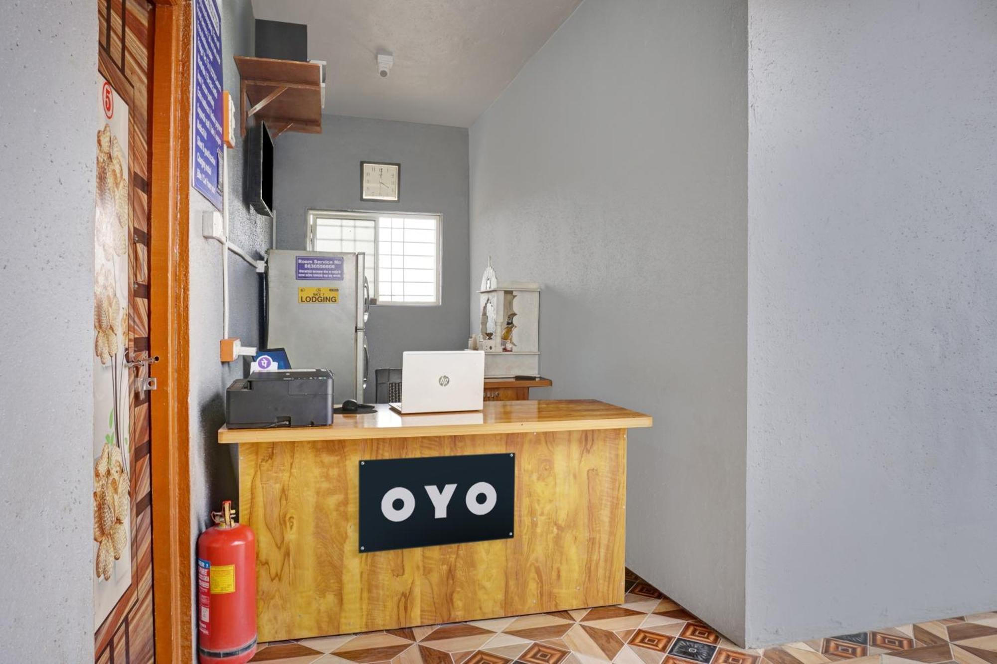 Hotel O Sky 7 Lodge Pimpalwandi Екстер'єр фото